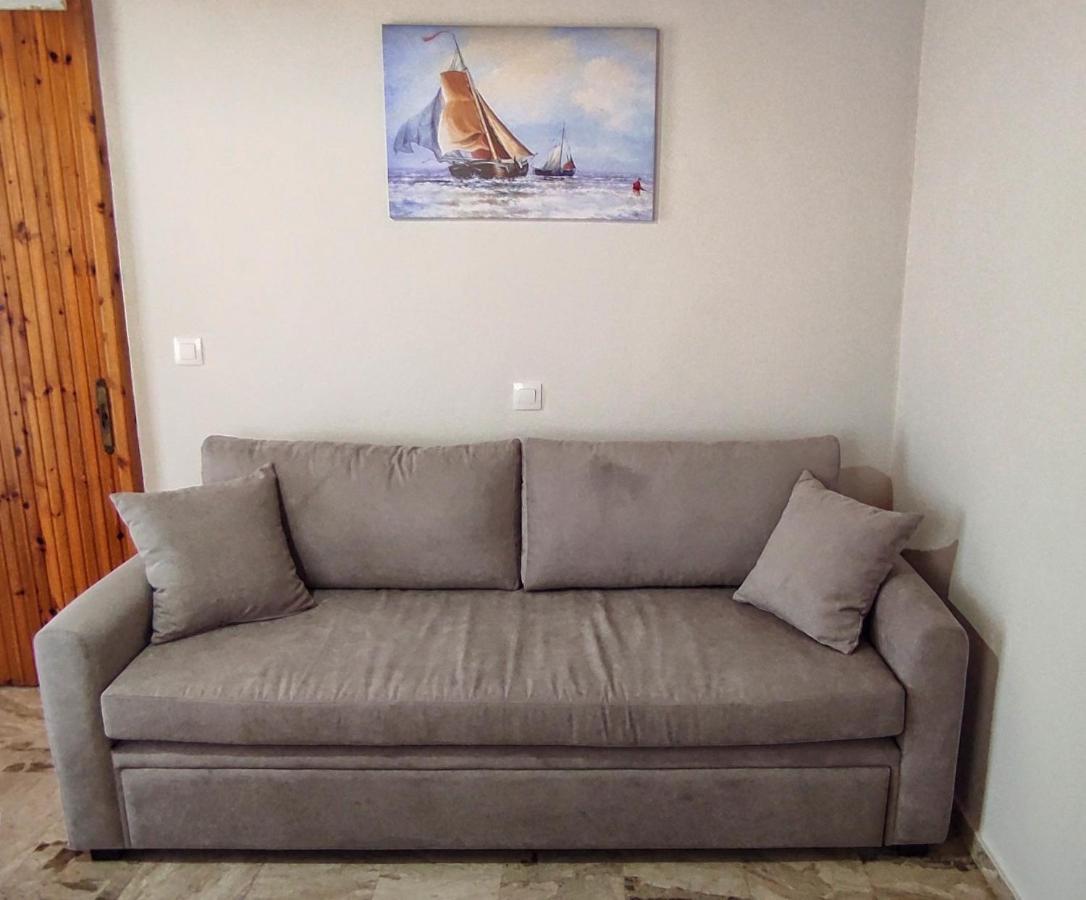Artaki Beach Comfy Apartment โคโรนิ ภายนอก รูปภาพ