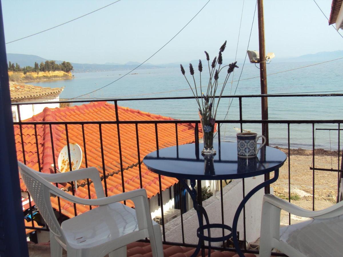 Artaki Beach Comfy Apartment โคโรนิ ภายนอก รูปภาพ