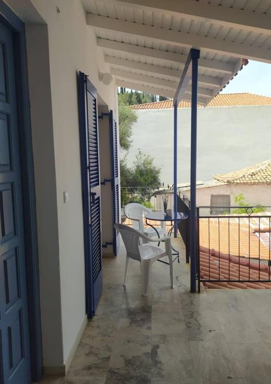 Artaki Beach Comfy Apartment โคโรนิ ภายนอก รูปภาพ